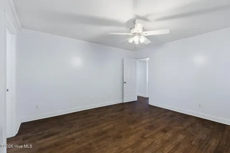 302 Crystal Falls Court Jacksonville NC 28546