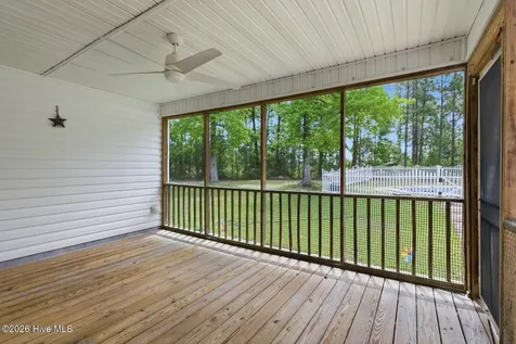 302 Crystal Falls Court Jacksonville NC 28546