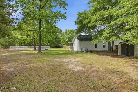 302 Crystal Falls Court Jacksonville NC 28546