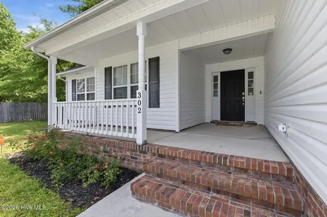 302 Crystal Falls Court Jacksonville NC 28546