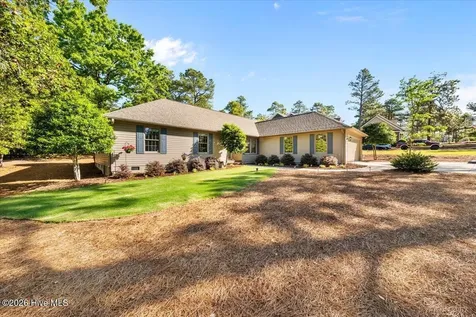 134 Fawnwood Drive Seven Lakes NC 27376