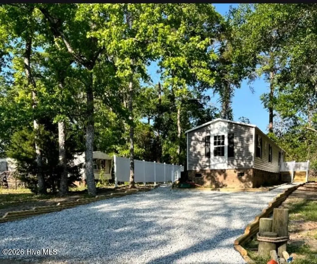 232 Lake Drive SW Supply NC 28462