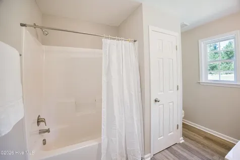 308 Big Tree Lane Chinquapin NC 28521