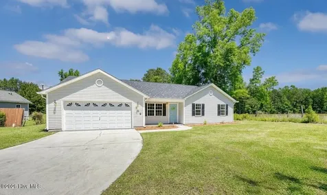 308 Big Tree Lane Chinquapin NC 28521