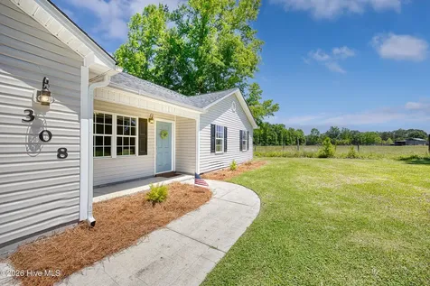 308 Big Tree Lane Chinquapin NC 28521