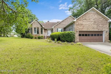 518 Chadwick Shores Drive Sneads Ferry NC 28460