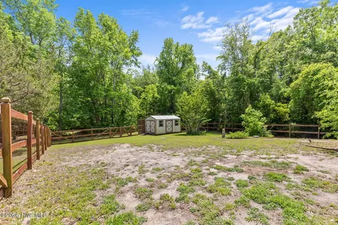518 Chadwick Shores Drive Sneads Ferry NC 28460