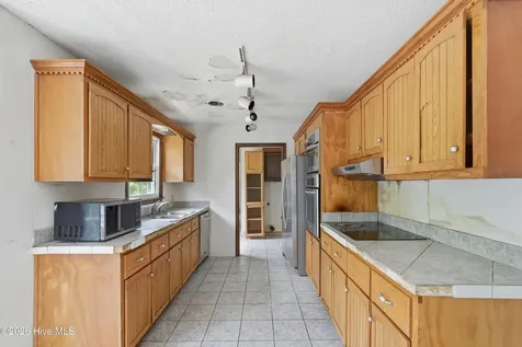 2320 Robert Hoke Road Wilmington NC 28412