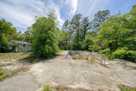 2320 Robert Hoke Road Wilmington NC 28412