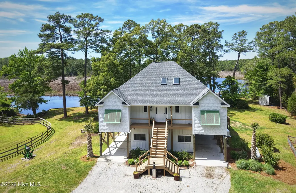 1002 Howells Road Grantsboro NC 28529
