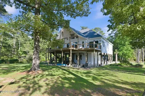 1002 Howells Road Grantsboro NC 28529