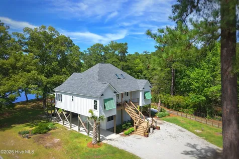 1002 Howells Road Grantsboro NC 28529