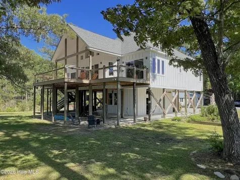 1002 Howells Road Grantsboro NC 28529