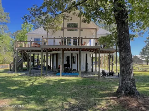 1002 Howells Road Grantsboro NC 28529