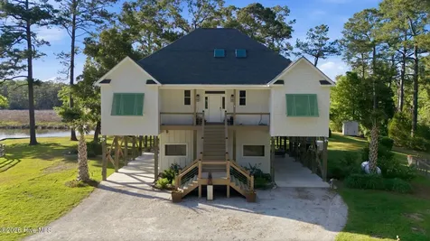 1002 Howells Road Grantsboro NC 28529