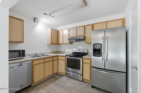 200 E Cameron Court Jacksonville NC 28546