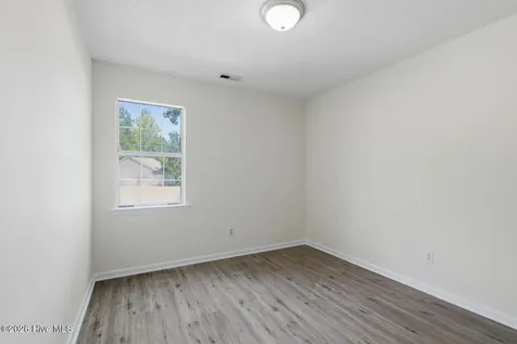 200 E Cameron Court Jacksonville NC 28546