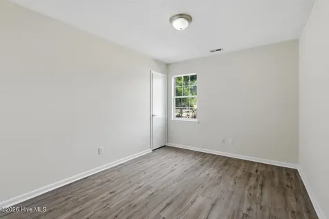 200 E Cameron Court Jacksonville NC 28546