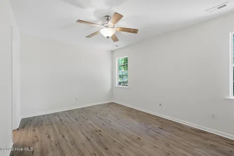 200 E Cameron Court Jacksonville NC 28546