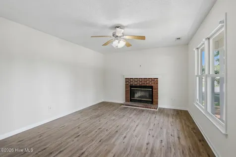 200 E Cameron Court Jacksonville NC 28546