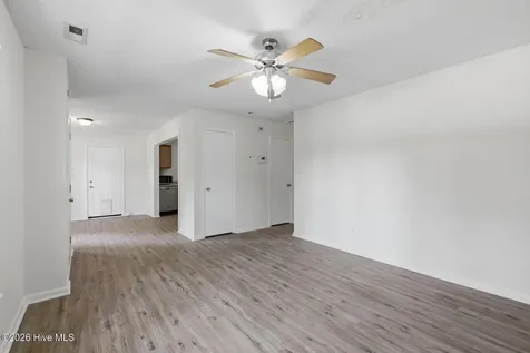 200 E Cameron Court Jacksonville NC 28546