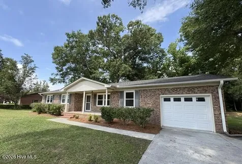 206 Tom Avenue Castle Hayne NC 28429