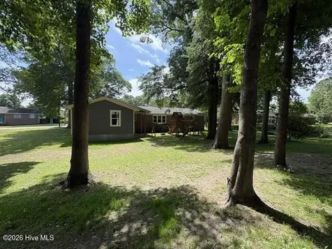 206 Tom Avenue Castle Hayne NC 28429