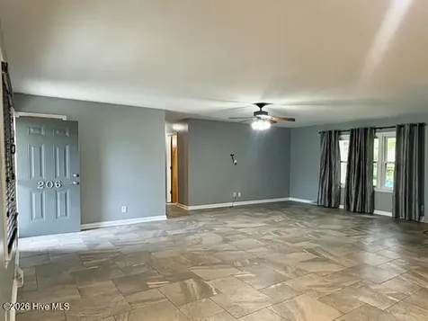 206 Tom Avenue Castle Hayne NC 28429