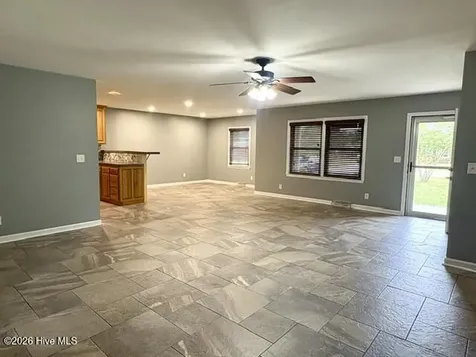 206 Tom Avenue Castle Hayne NC 28429
