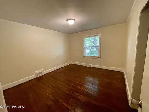 106 W Berkshire Road Greenville NC 27858