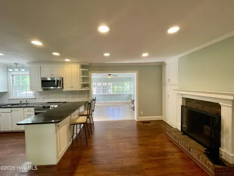 106 W Berkshire Road Greenville NC 27858