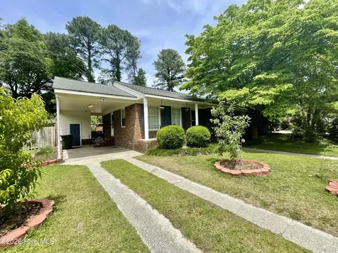 106 W Berkshire Road Greenville NC 27858