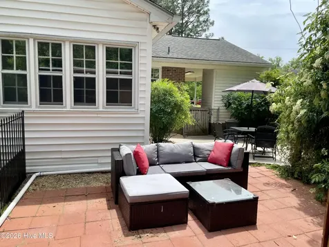 106 W Berkshire Road Greenville NC 27858