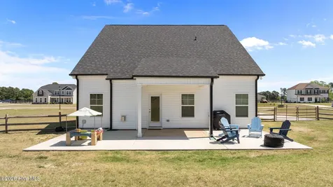 289 Rocking Horse Lane Raeford NC 28376