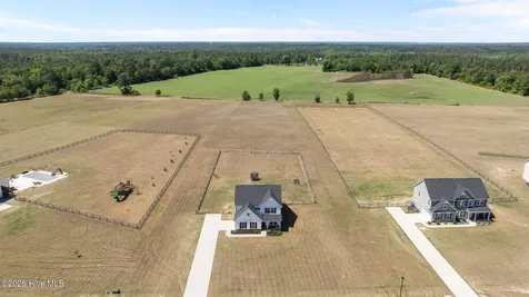 289 Rocking Horse Lane Raeford NC 28376