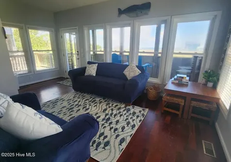 112 Oneal Drive Ocracoke NC 27960
