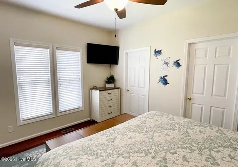 112 Oneal Drive Ocracoke NC 27960