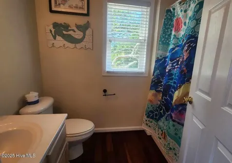 112 Oneal Drive Ocracoke NC 27960