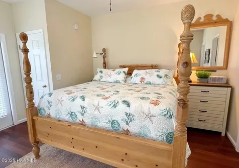 112 Oneal Drive Ocracoke NC 27960