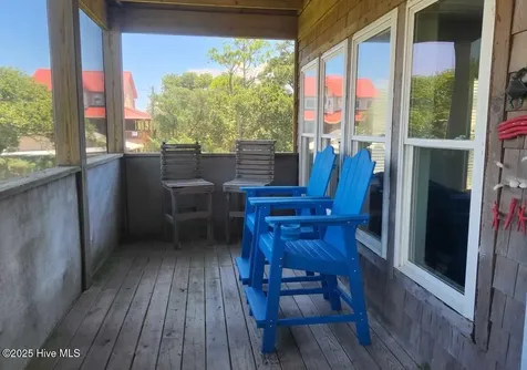 112 Oneal Drive Ocracoke NC 27960