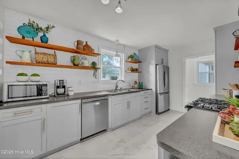 1935 Monroe Street Wilmington NC 28401