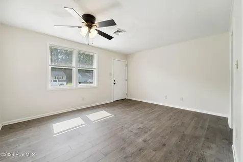 1216-1218 Davis Street Jacksonville NC 28540