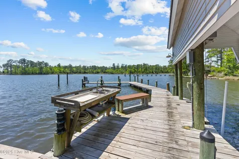 250 Hunters Point Drive Vandemere NC 28587