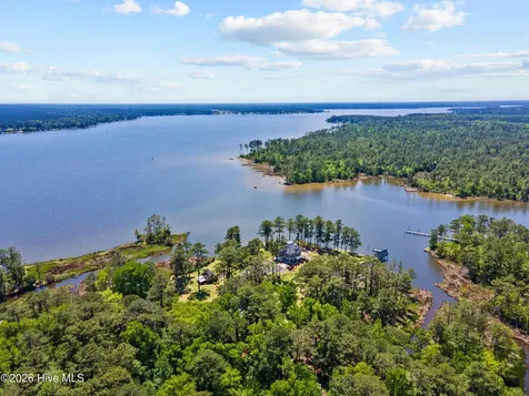 250 Hunters Point Drive Vandemere NC 28587