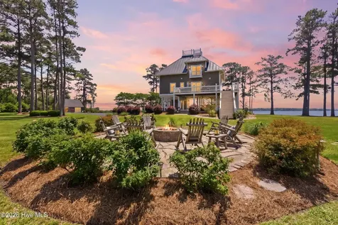 250 Hunters Point Drive Vandemere NC 28587