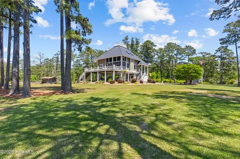 250 Hunters Point Drive Vandemere NC 28587