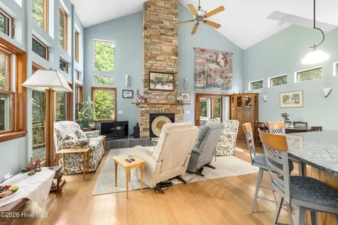 207 Megan Loop N Hertford NC 27944