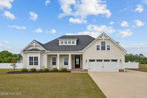 2737 Windflower Lane Grimesland NC 27837