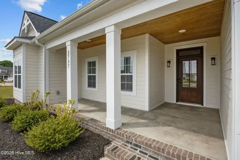 2737 Windflower Lane Grimesland NC 27837