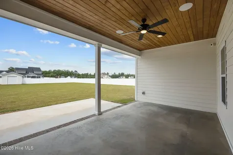 2737 Windflower Lane Grimesland NC 27837